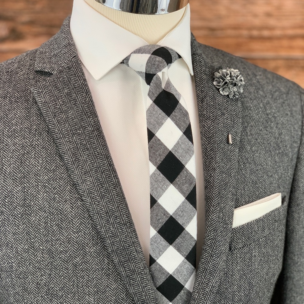 Men's White/Black Buffalo Plaid Necktie